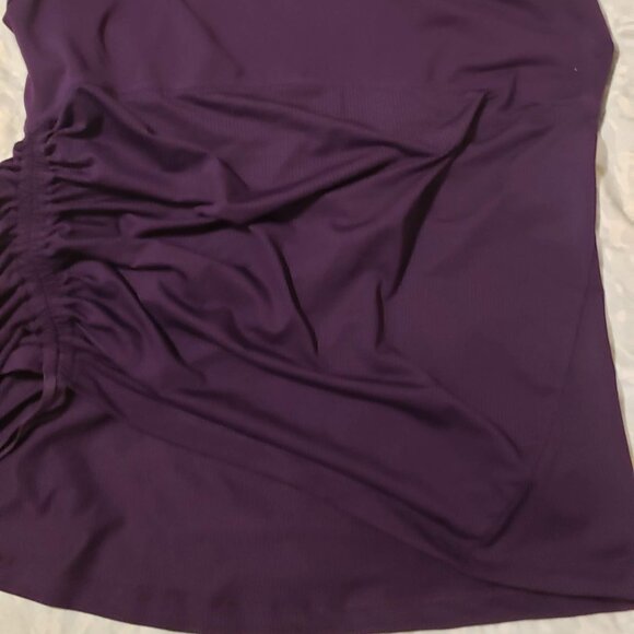 Fabletics Purple Cinched sided longer tank top size L - Picture 2 of 9